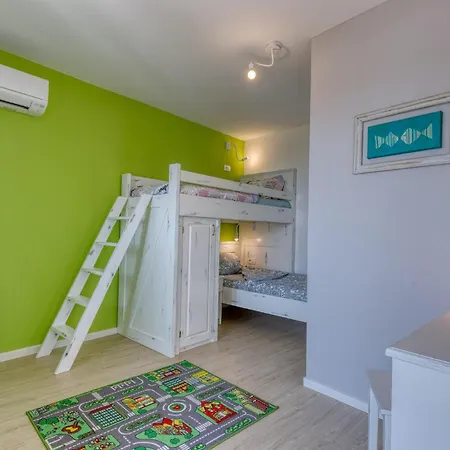 Holiday home Leticija