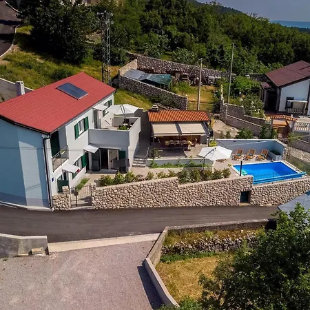 Holiday home Leticija Hreljin