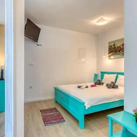 Leticija Holiday home *