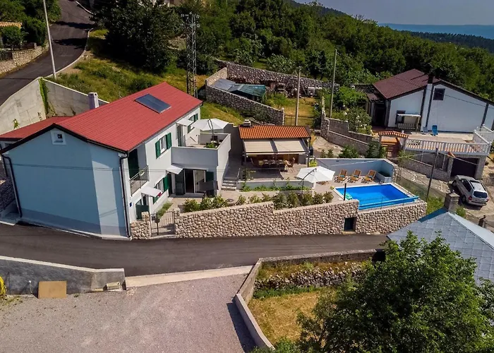 Holiday home Leticija Hreljin